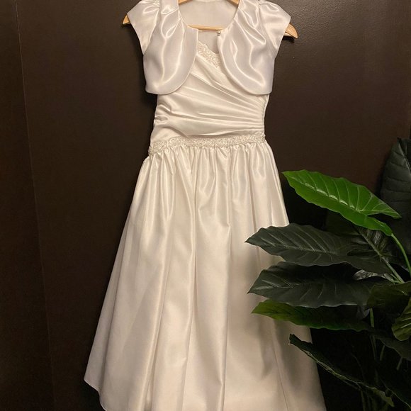 First Communion Girl's Dress - Picture 1 of 6